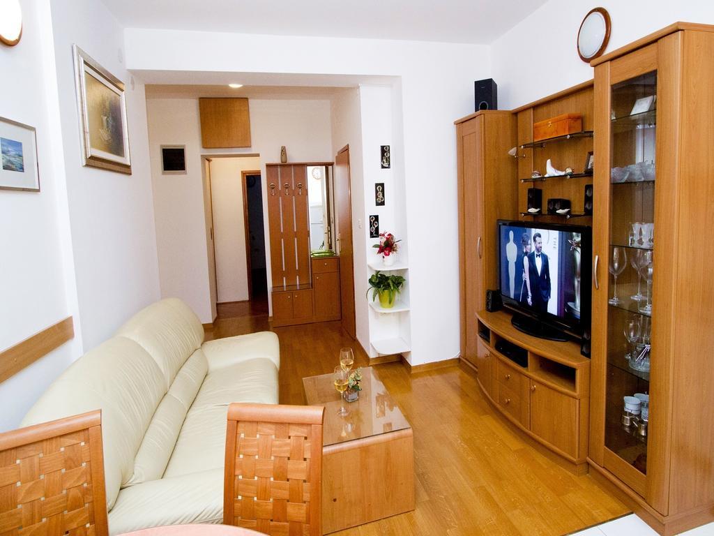 Klarina Apartments Σπλιτ Δωμάτιο φωτογραφία
